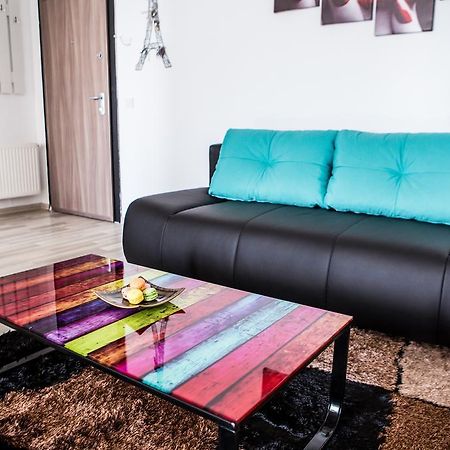 Oasis By The Sea - Summerland Apartment Mamaia Εξωτερικό φωτογραφία