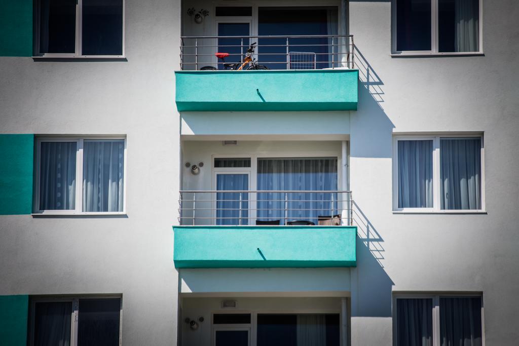 Oasis By The Sea - Summerland Apartment Mamaia Εξωτερικό φωτογραφία