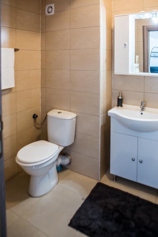 Oasis By The Sea - Summerland Apartment Mamaia Εξωτερικό φωτογραφία