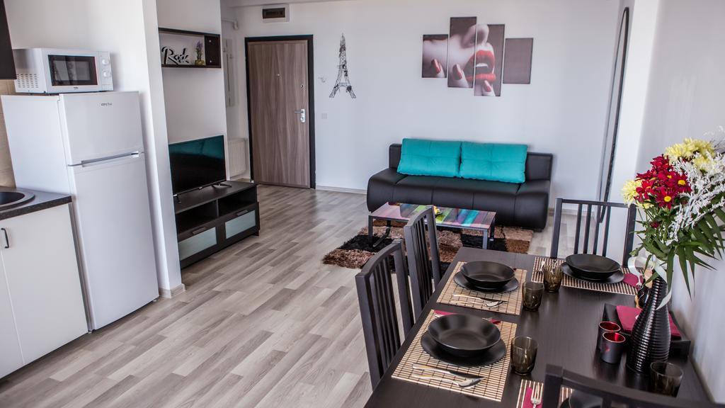 Oasis By The Sea - Summerland Apartment Mamaia Εξωτερικό φωτογραφία